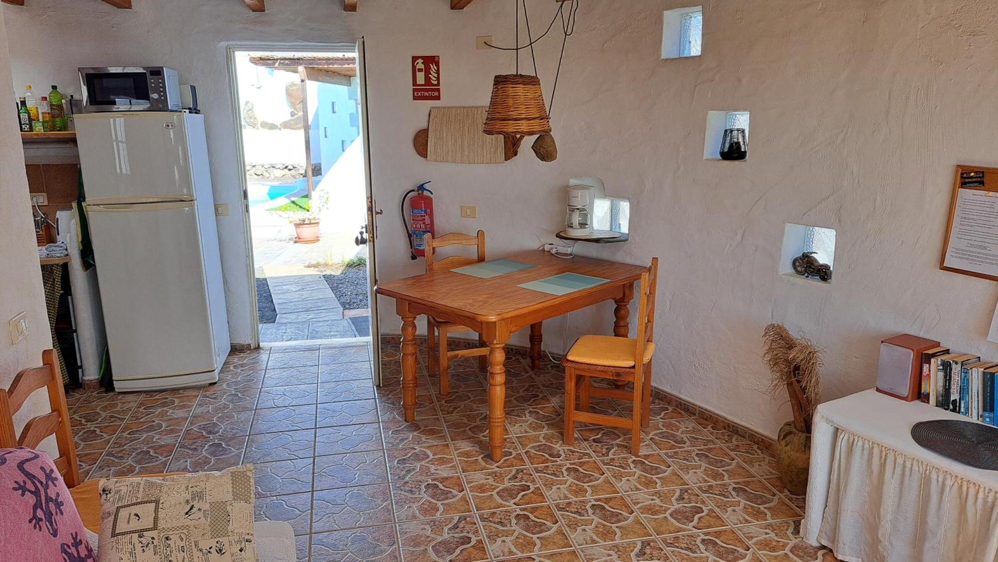 Inviting 1-Bedroom House 'Esquina' Finca Vistamar 萨洛夫雷 外观 照片